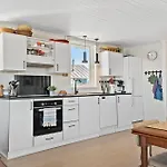 בית נופש 3 Bedroom Gorgeous In *