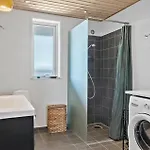 3 Bedroom Gorgeous In בית נופש