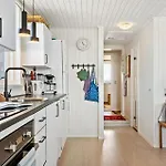 בית נופש 3 Bedroom Gorgeous In למביג