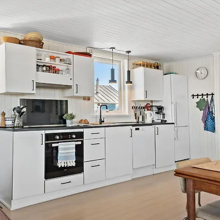 Vakantiehuis 3 Bedroom Gorgeous In *