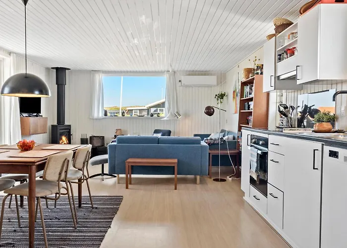 3 Bedroom Gorgeous In Dom wakacyjny